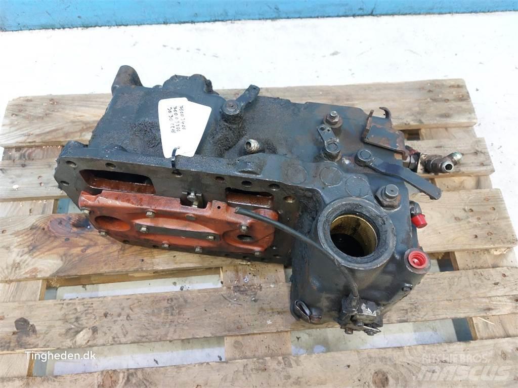Valmet 705 Предаване