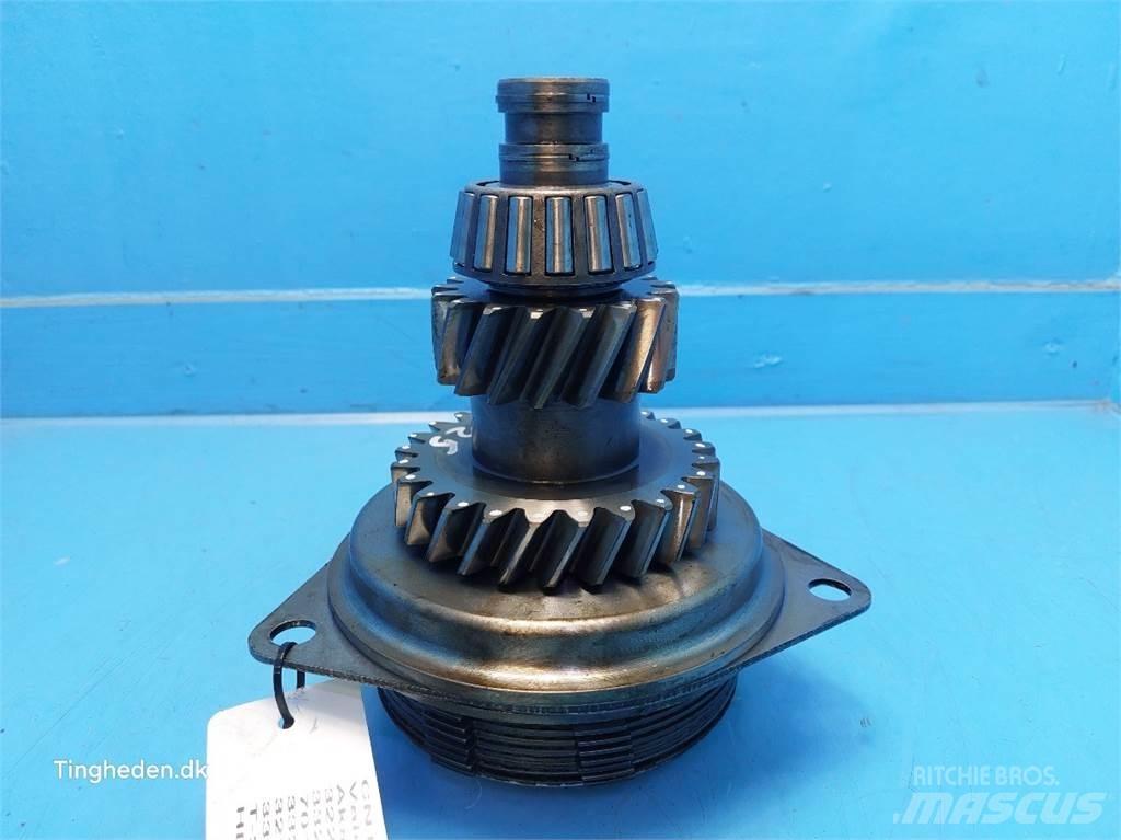 Valmet 8050 Предаване