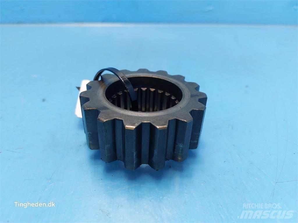 Valmet 8050 Предаване