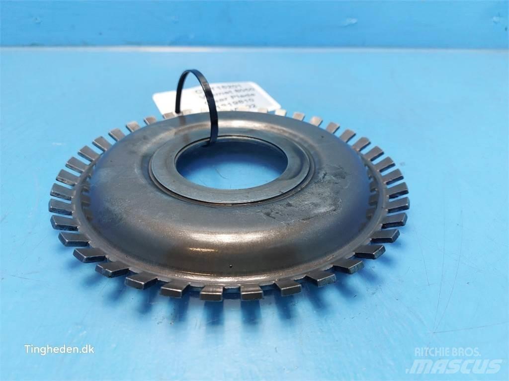 Valmet 8050 Предаване