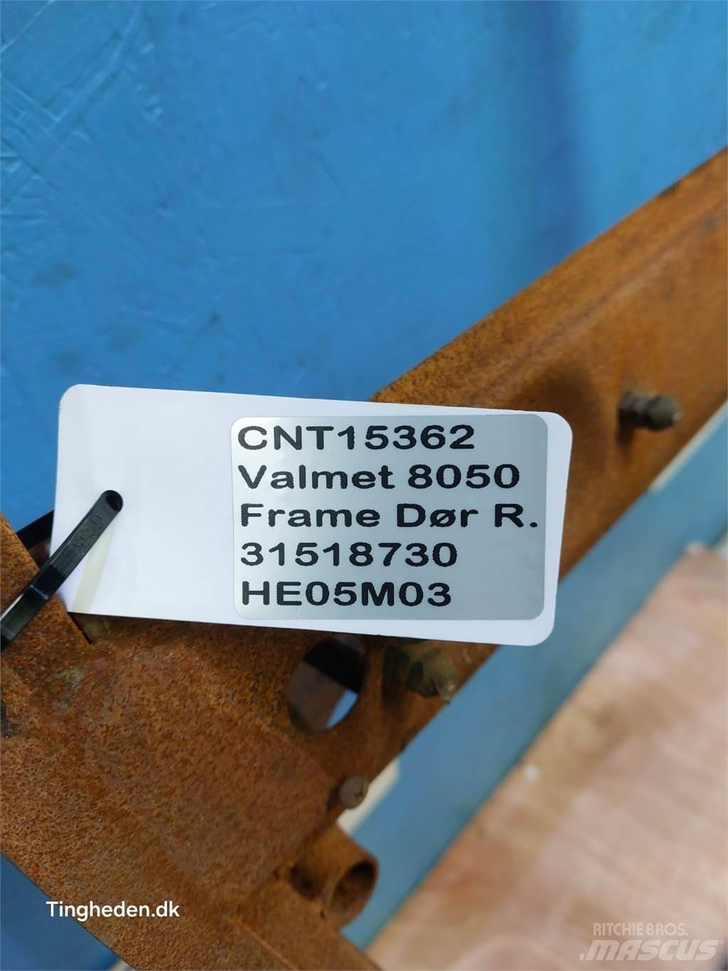 Valmet 8050 Кабина
