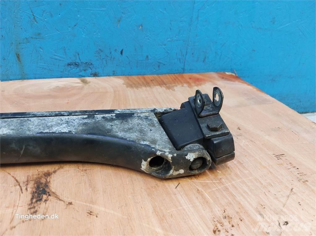 Valmet 8050 Кабина