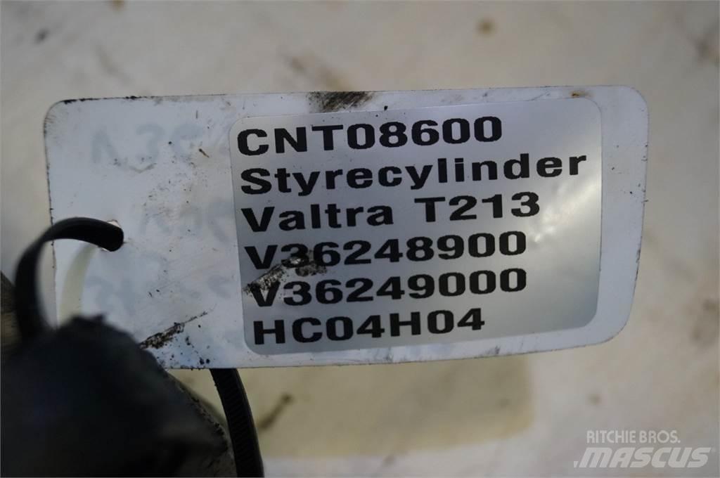 Valtra T213 Хидравлични