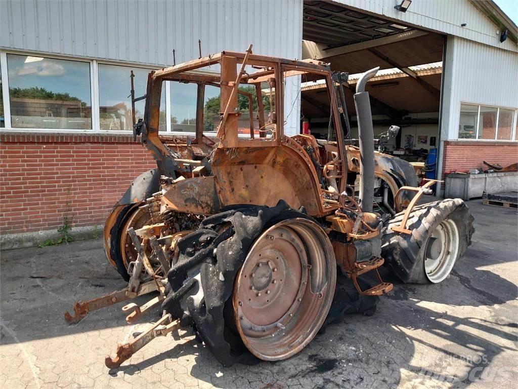 Valtra T213 Трактори