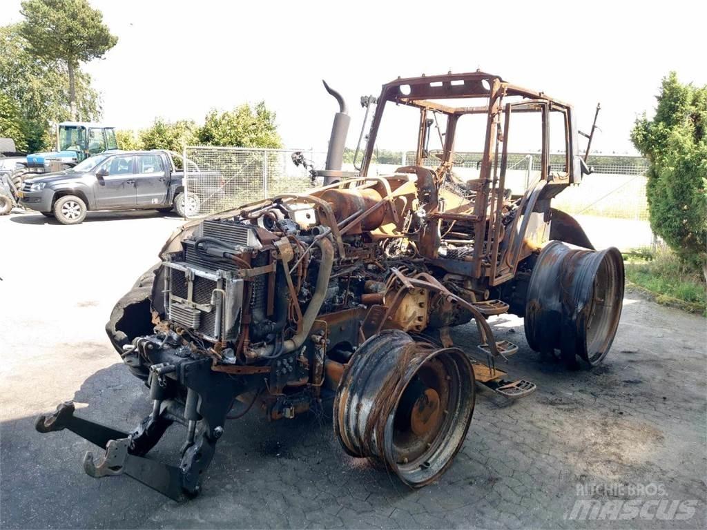 Valtra T213 Трактори