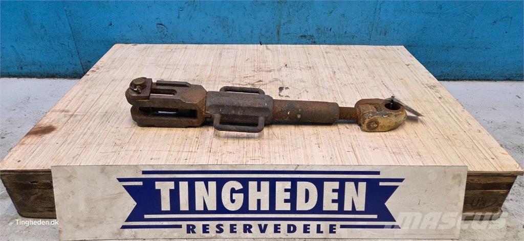 Valtra T213 Други аксесоари за трактори