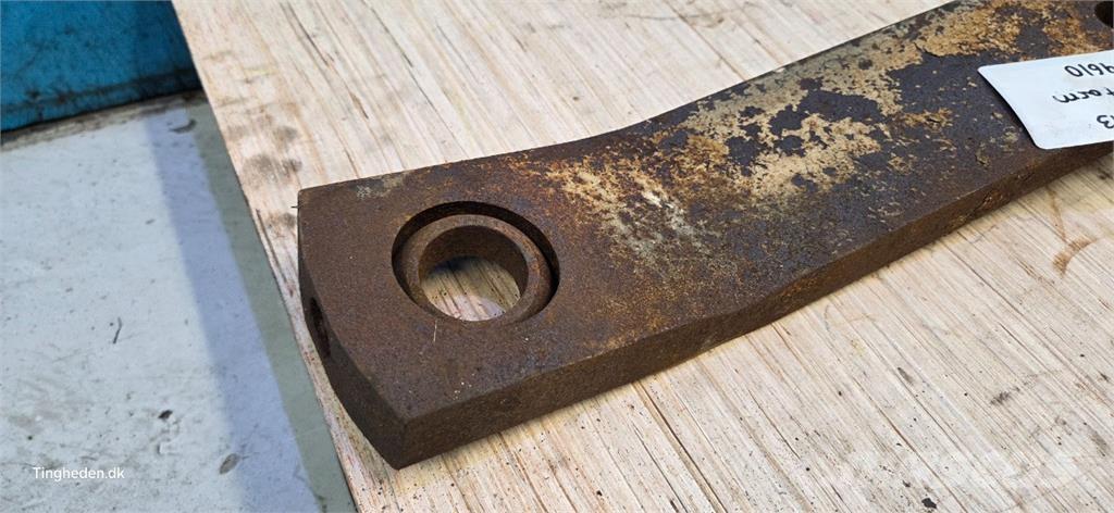 Valtra T213 Други аксесоари за трактори