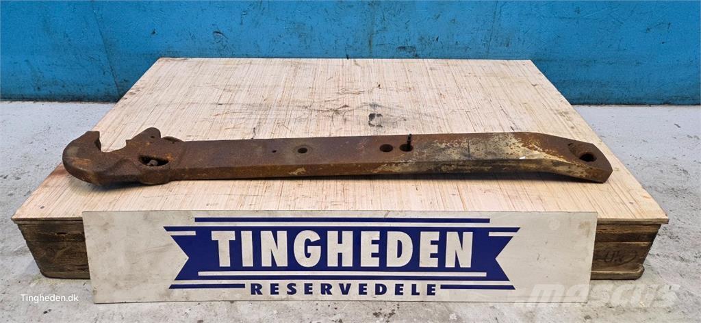 Valtra T213 Други аксесоари за трактори