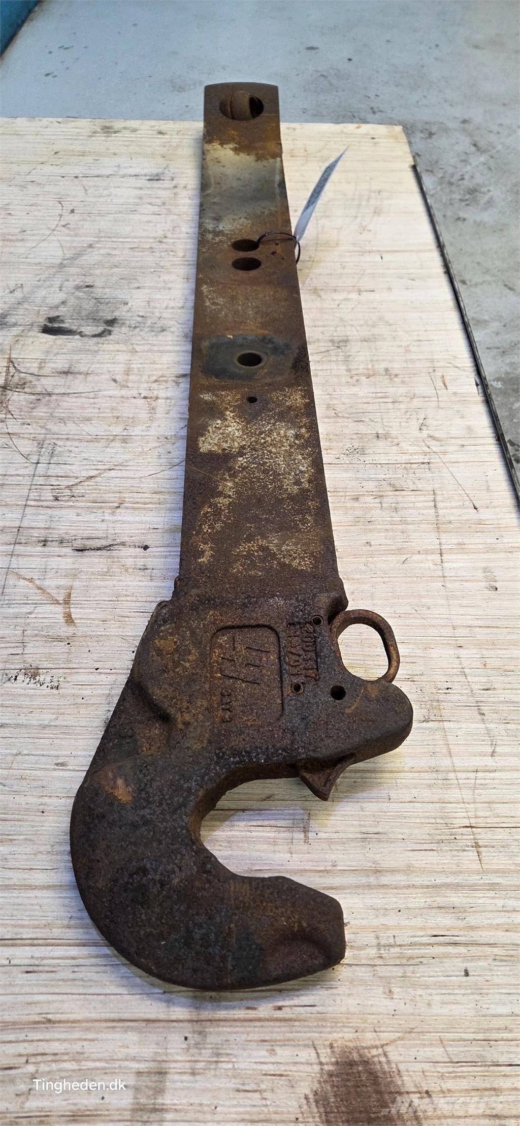 Valtra T213 Други аксесоари за трактори