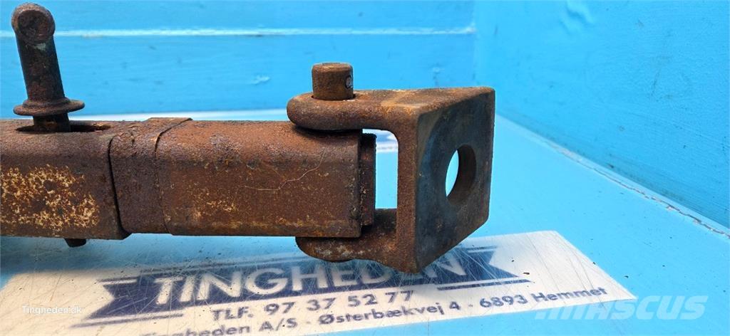 Valtra T213 Други аксесоари за трактори