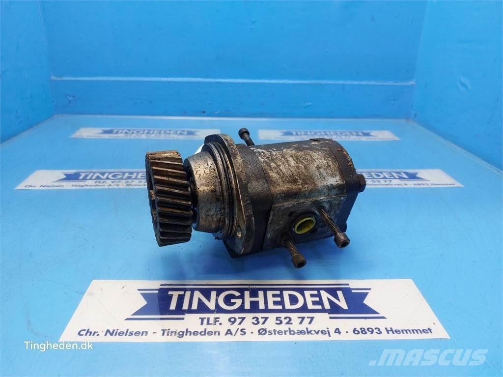 Volvo 650 Хидравлични