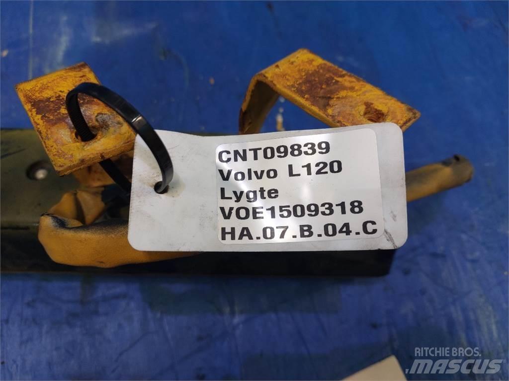 Volvo L120 Колесни товарачи