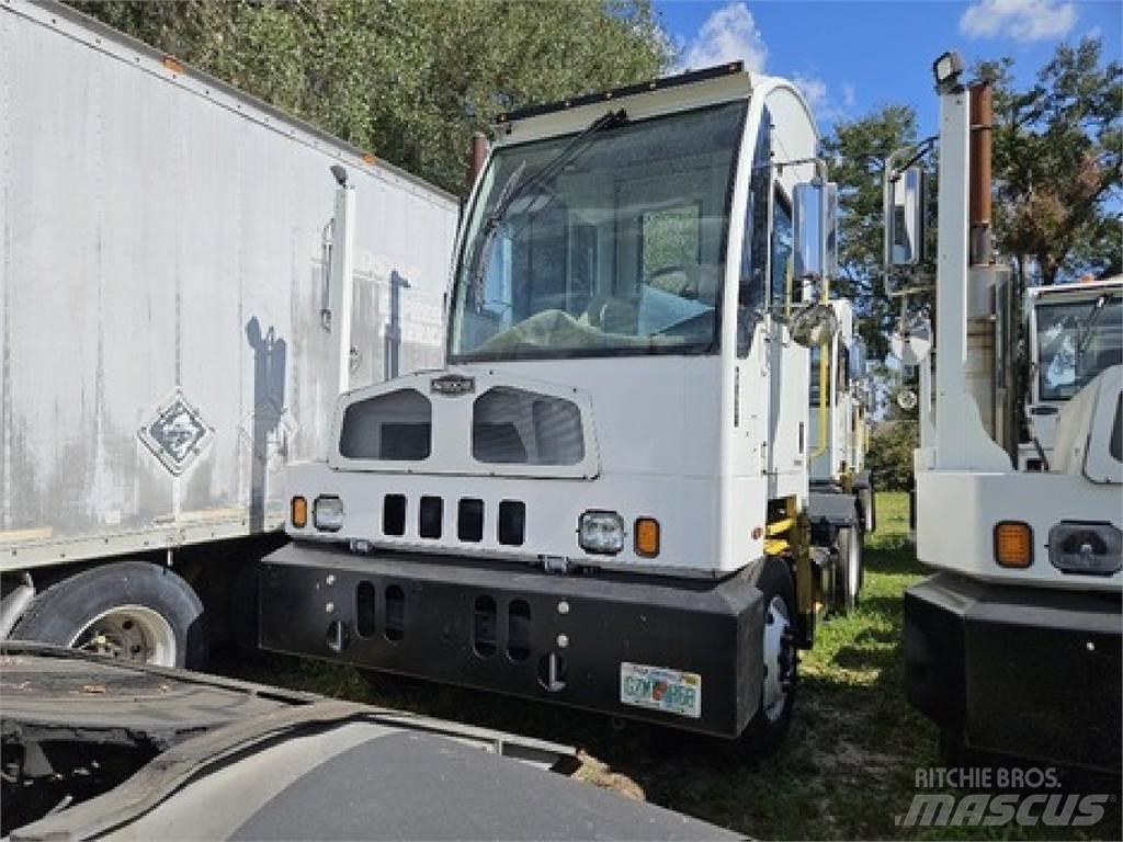 Autocar ACTT42 Терминални трактори