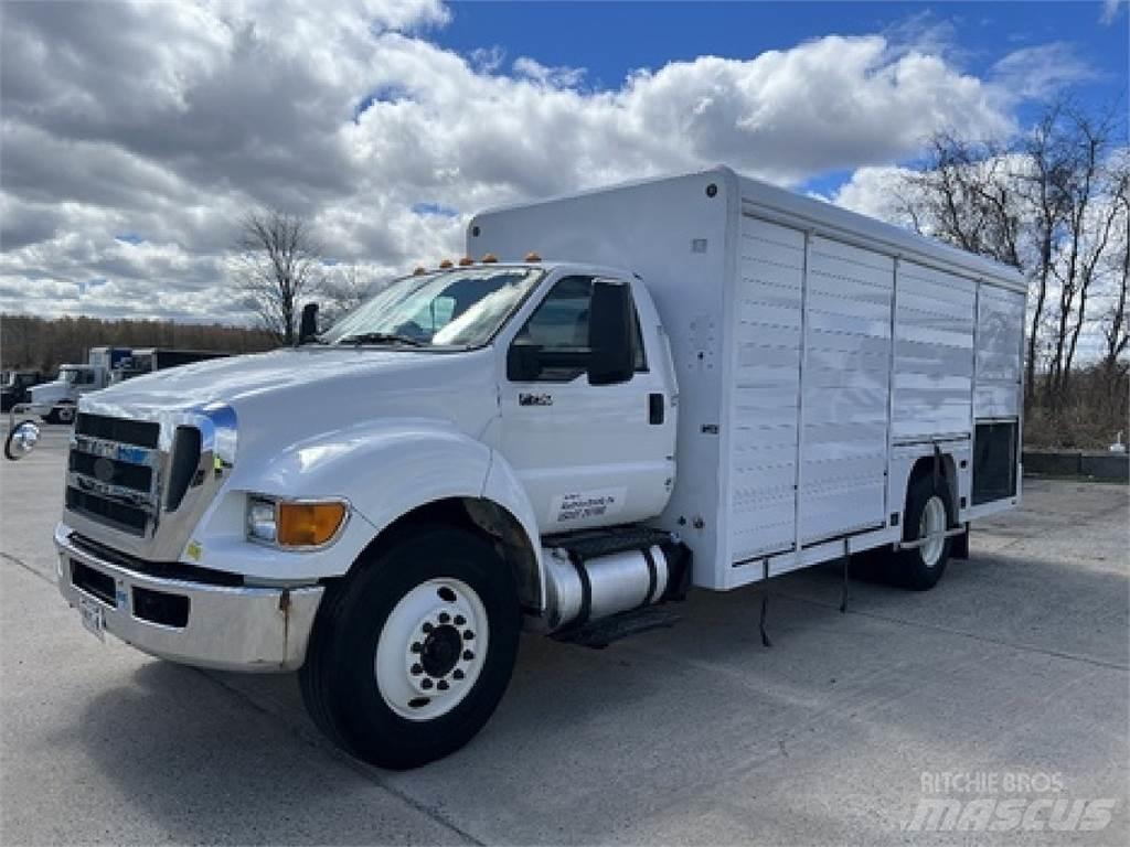 Ford F750 Товарни камиони за напитки
