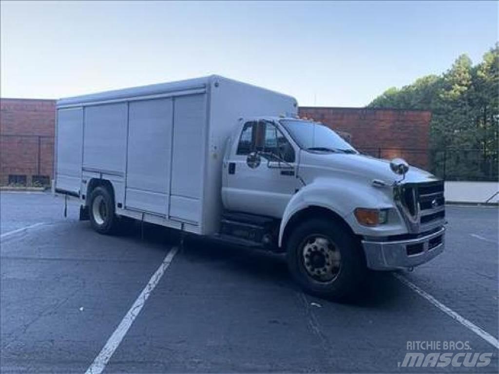 Ford F750 Товарни камиони за напитки