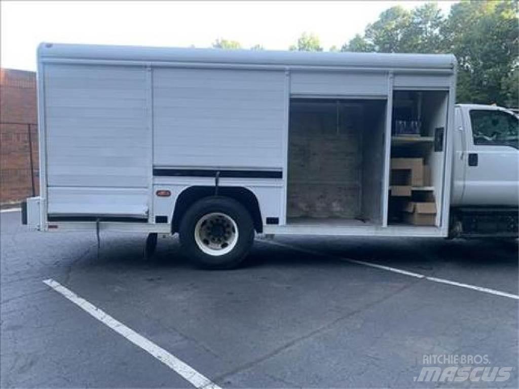 Ford F750 Товарни камиони за напитки