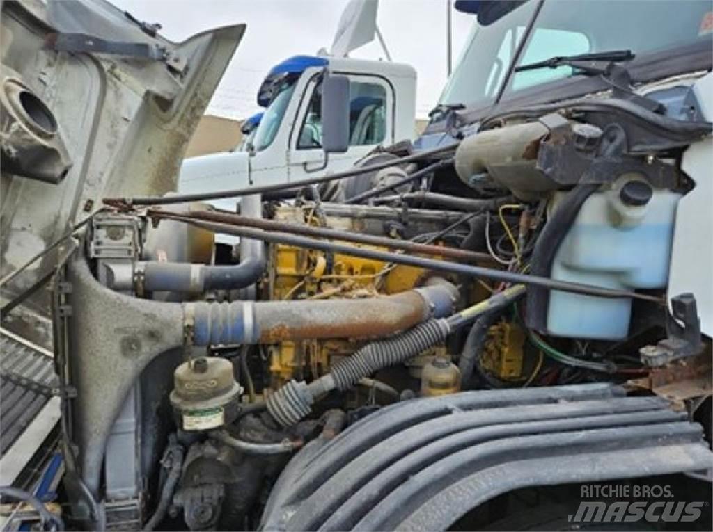 Freightliner C120 Влекачи