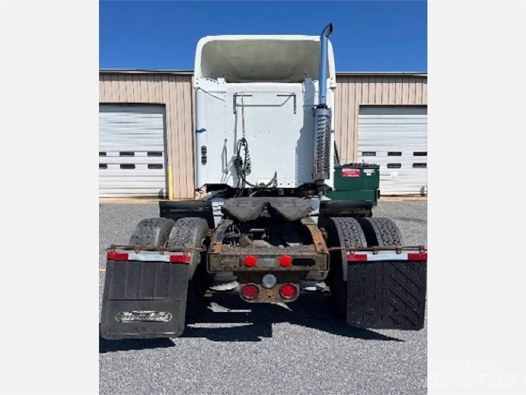 Freightliner CL112G Влекачи
