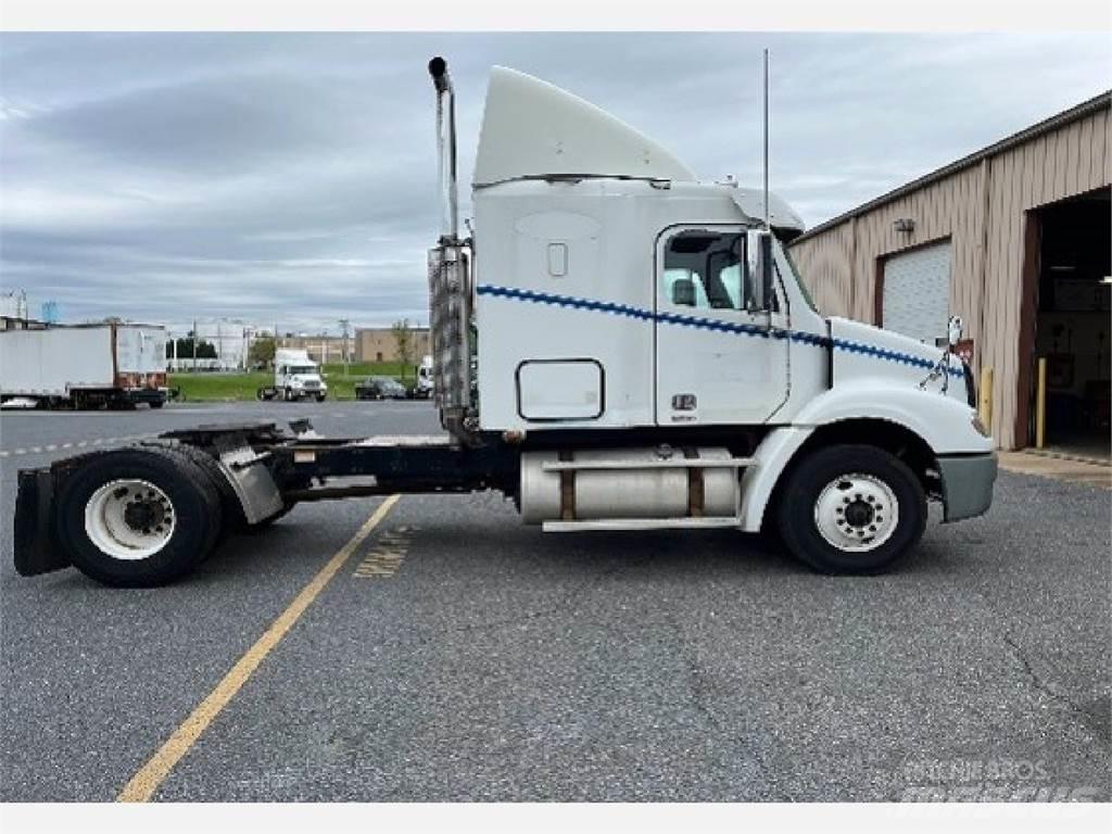 Freightliner CL112G Влекачи