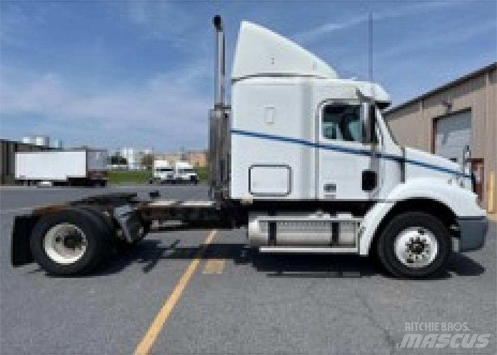 Freightliner CL112G Влекачи