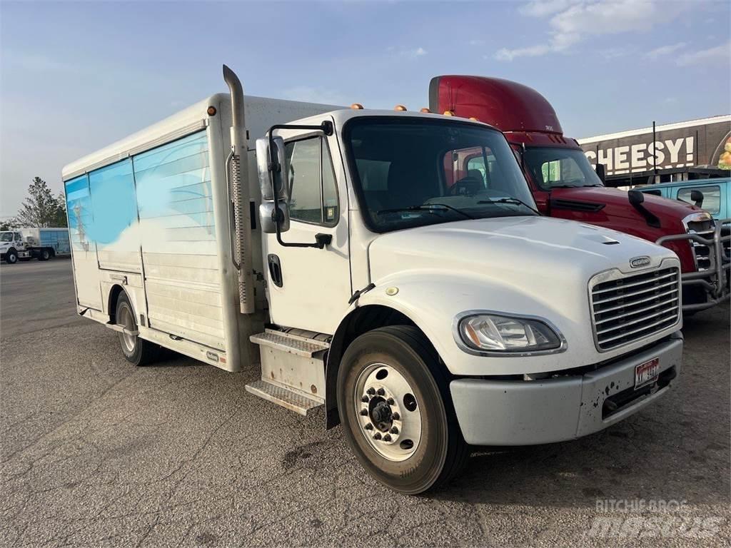 Freightliner M2 Товарни камиони за напитки