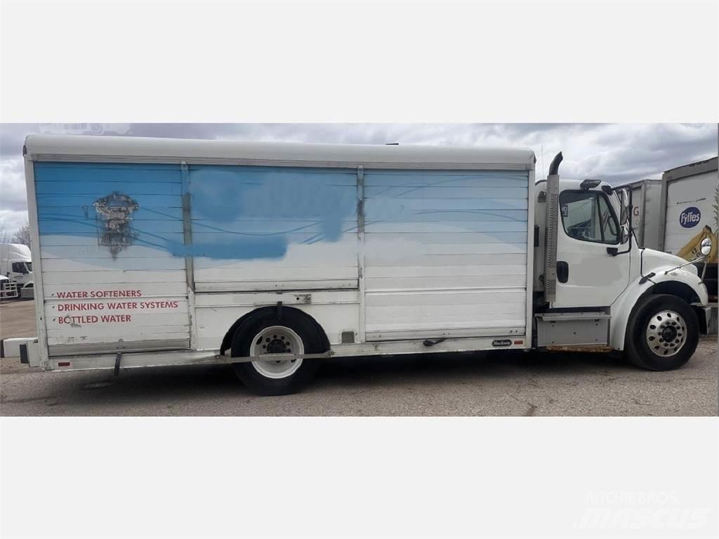 Freightliner M2 Товарни камиони за напитки