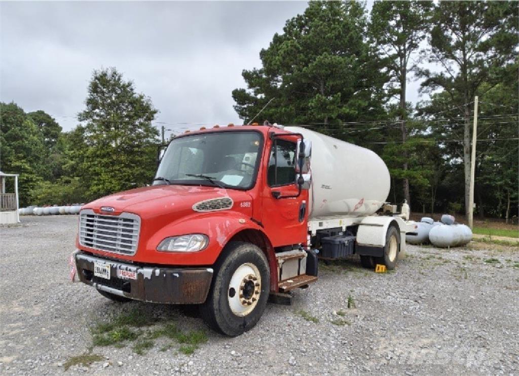 Freightliner M2 Други