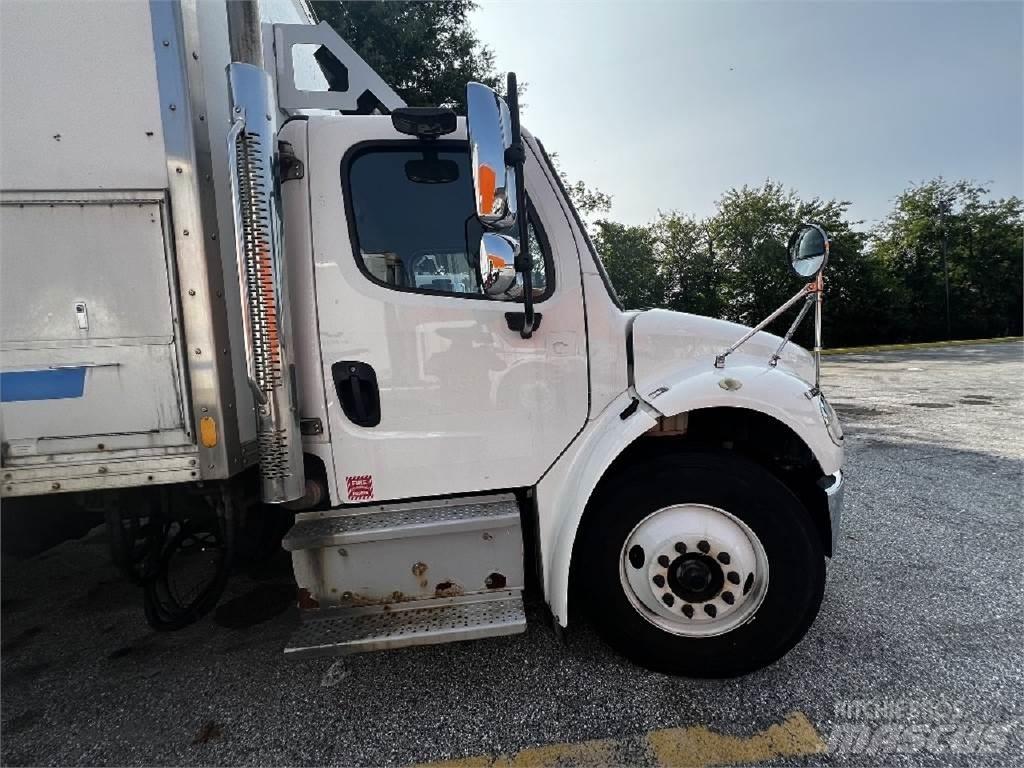 Freightliner M2-106 Каросерии
