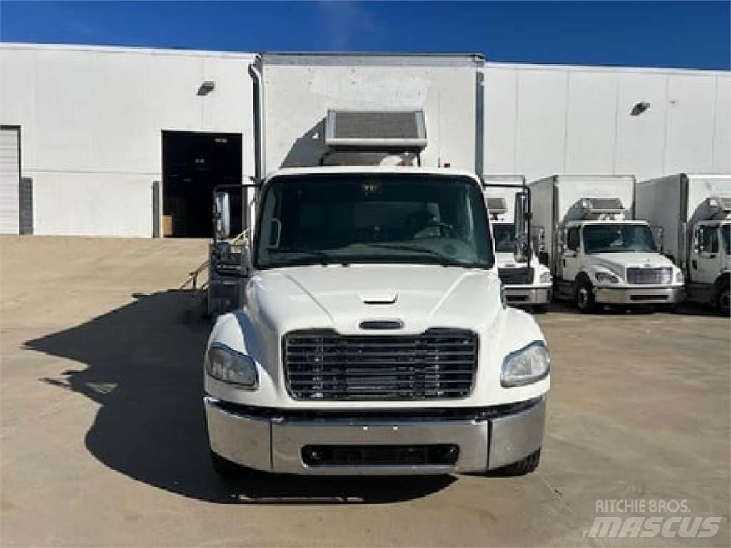 Freightliner M2-106 Каросерии