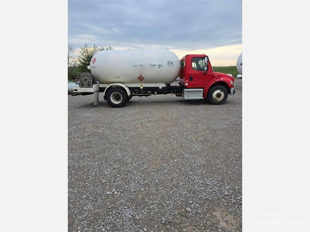 Freightliner M2 106 Други