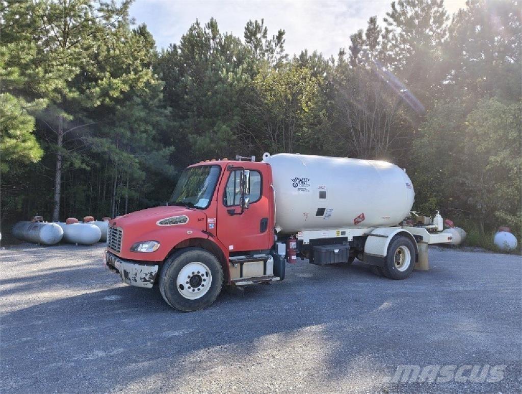 Freightliner M2 106 Други