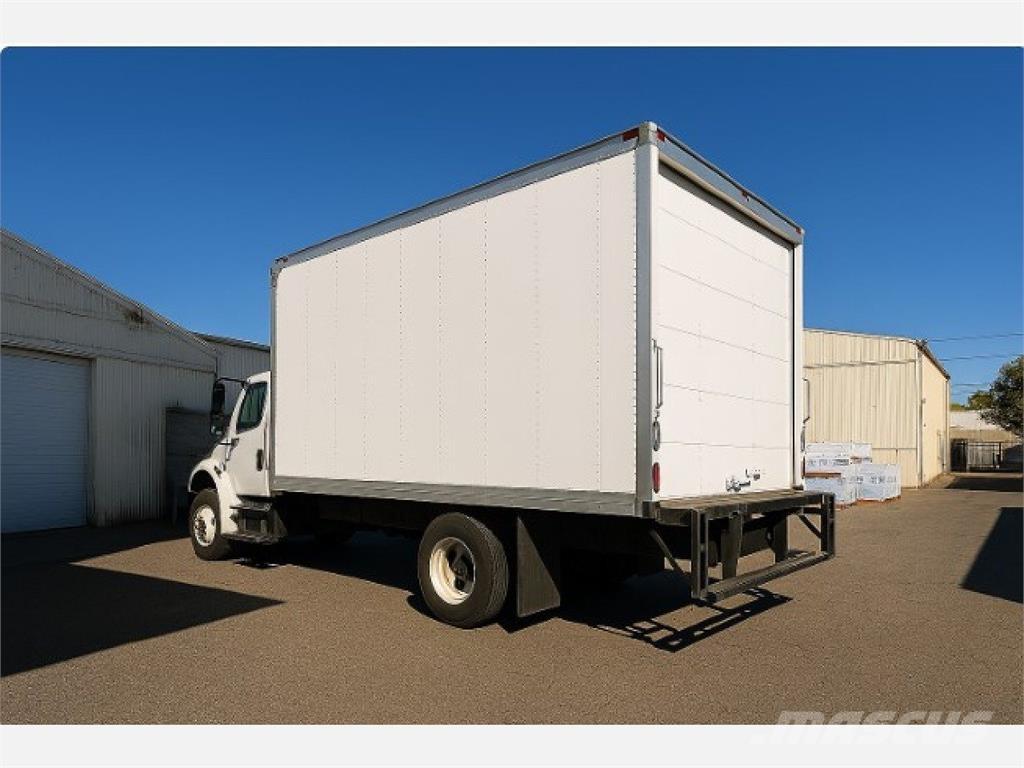 Freightliner M2 106 Каросерии