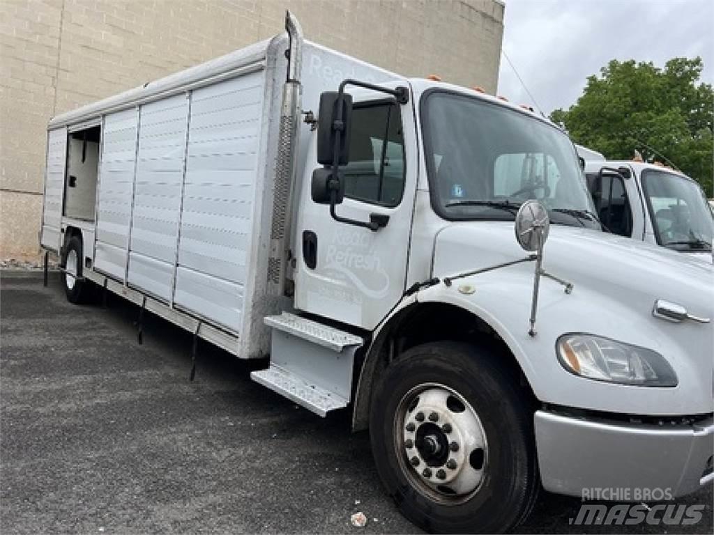 Freightliner M2106 Товарни камиони за напитки