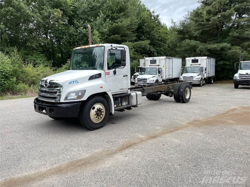 Hino 338 Шаси кабини