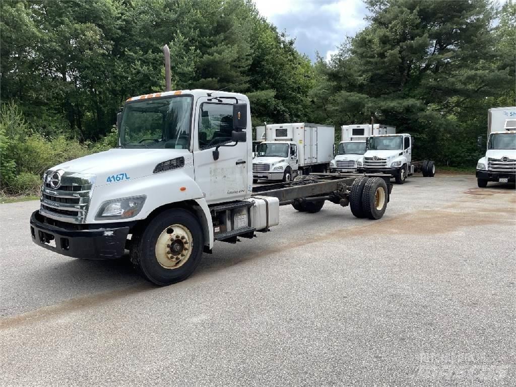 Hino 338 Шаси кабини