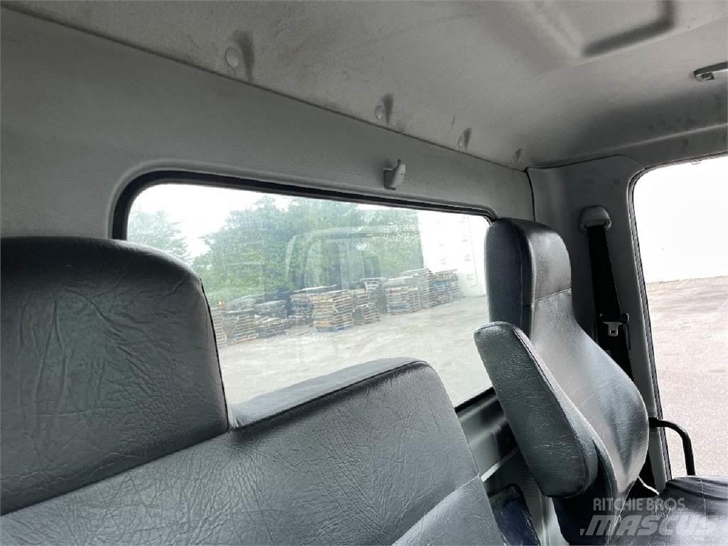 Hino 338 Шаси кабини