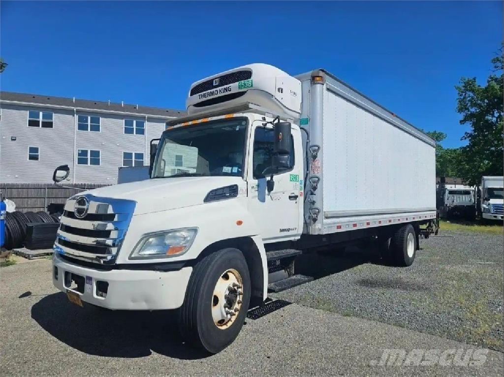 Hino 338 С температурен контрол