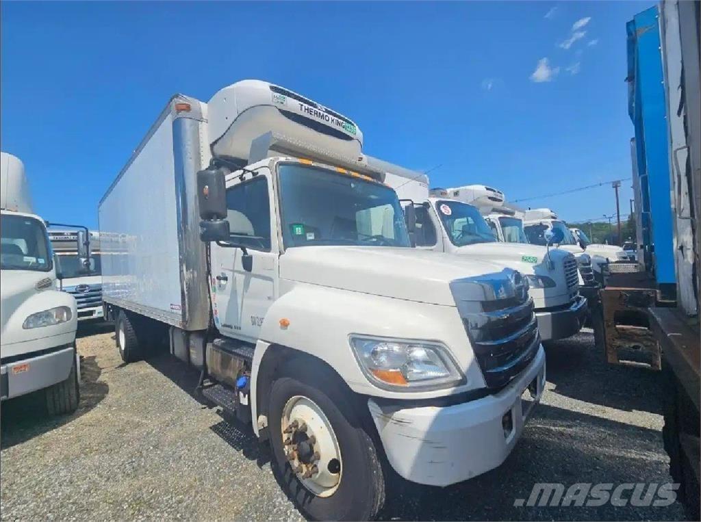 Hino 338 С температурен контрол
