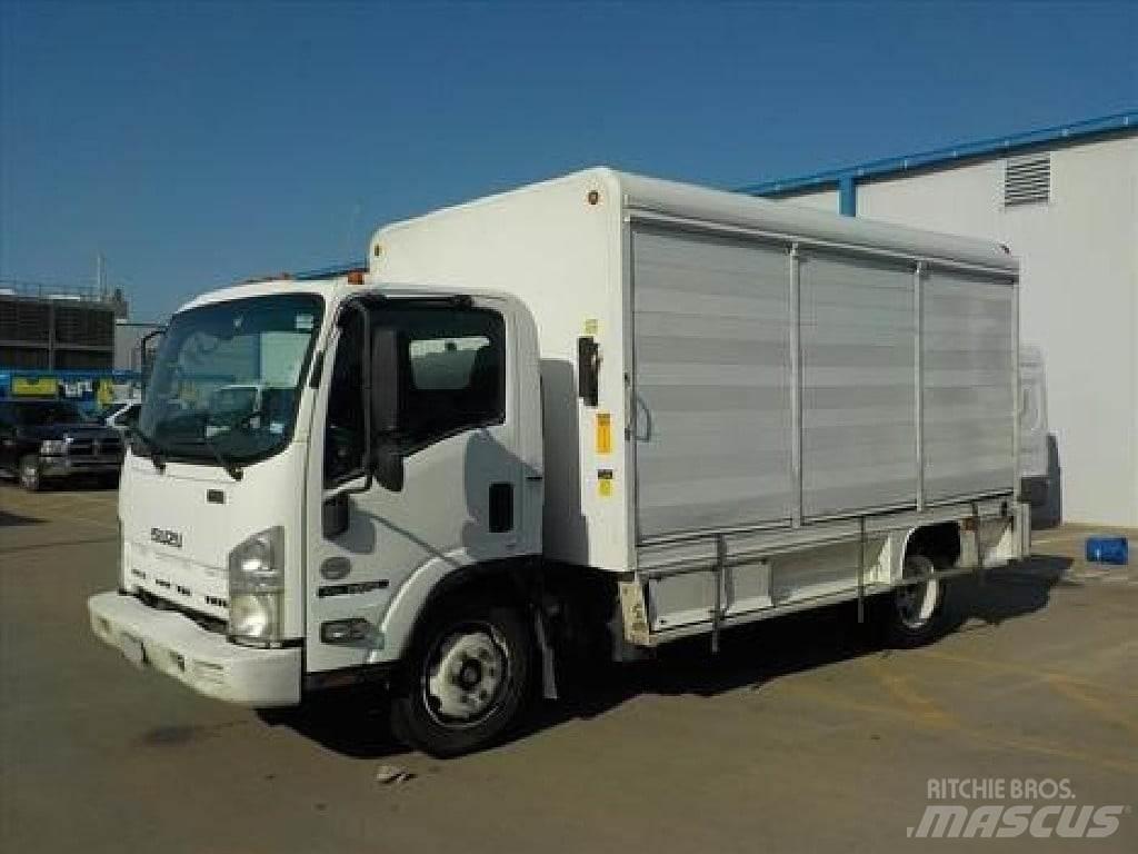 Isuzu NRR Товарни камиони за напитки