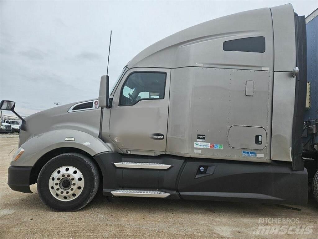 Kenworth T680 Влекачи