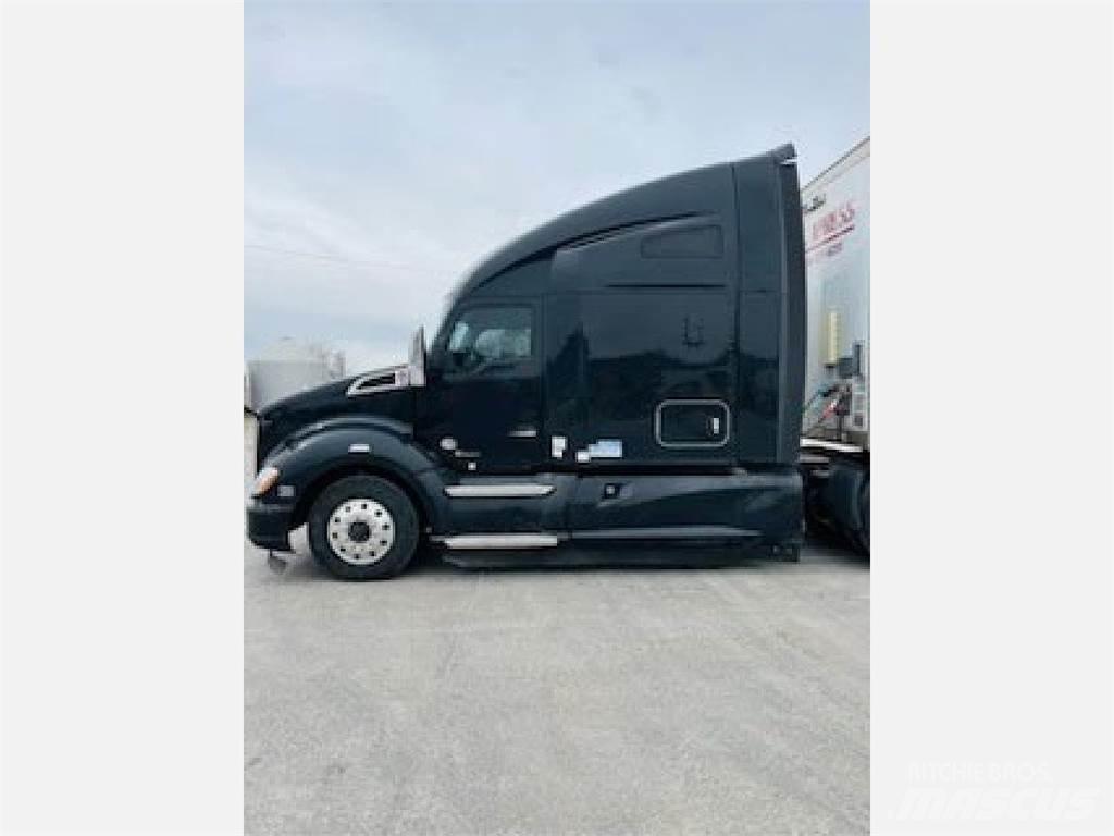 Kenworth T680 Влекачи