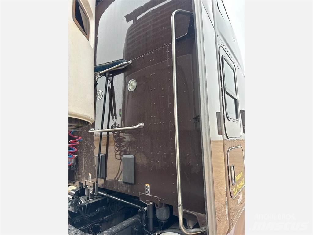 Kenworth T680 Влекачи
