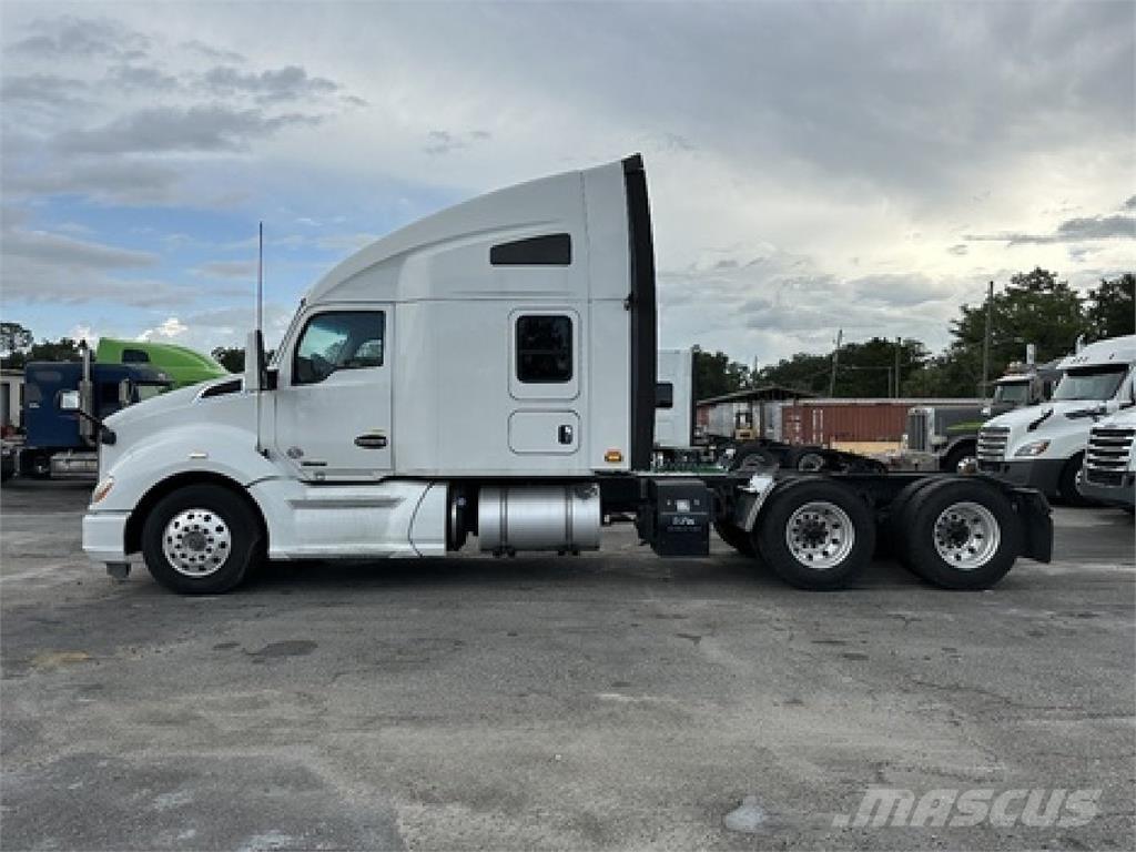 Kenworth T680 Влекачи
