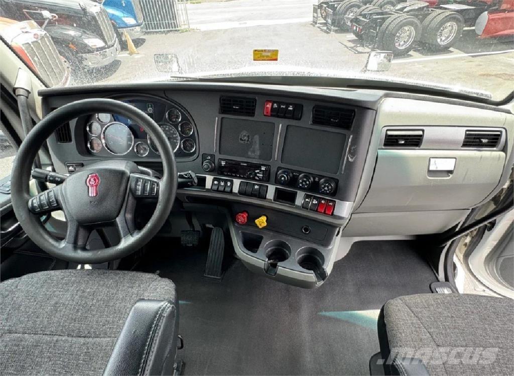 Kenworth T680 Влекачи