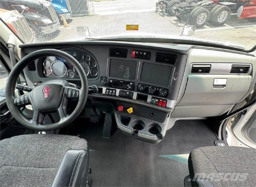 Kenworth T680 Влекачи
