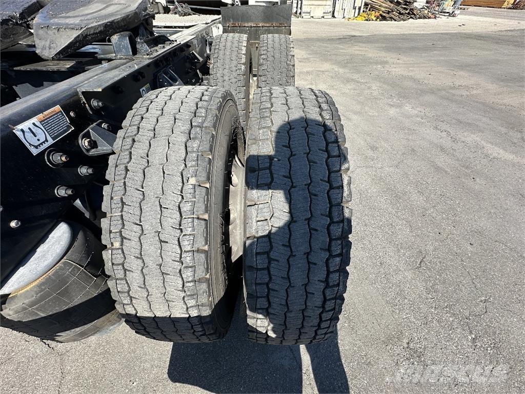 Kenworth T680 Влекачи