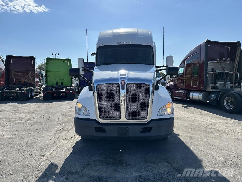 Kenworth T680 Влекачи