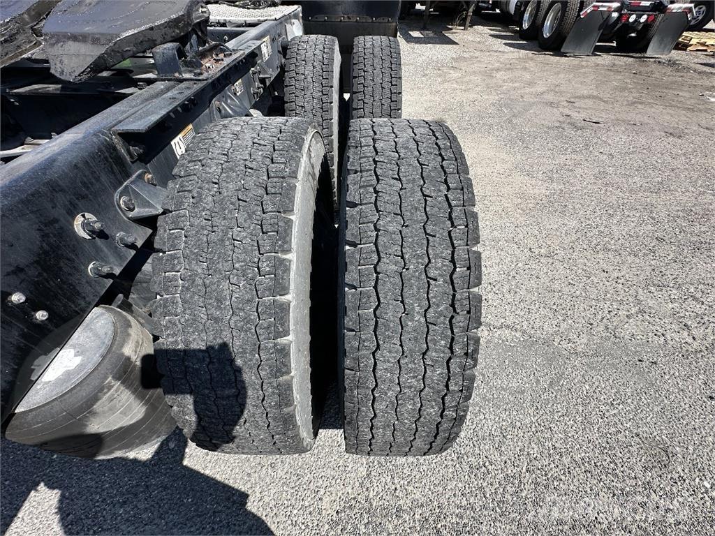 Kenworth T680 Влекачи