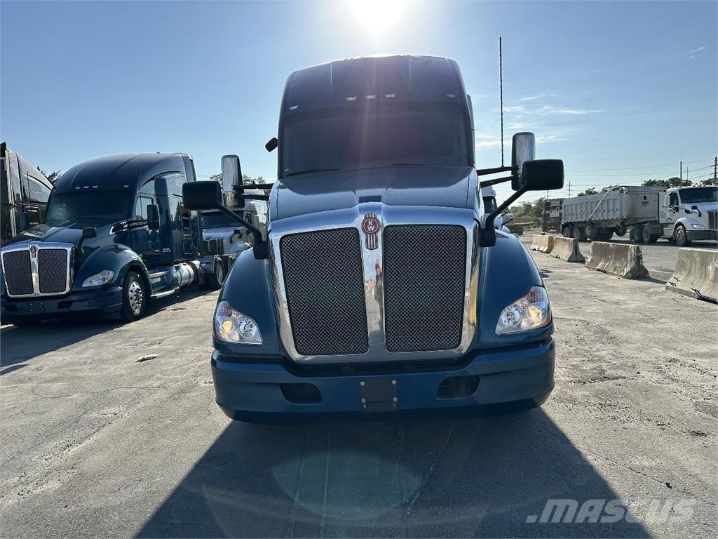 Kenworth T680 Влекачи