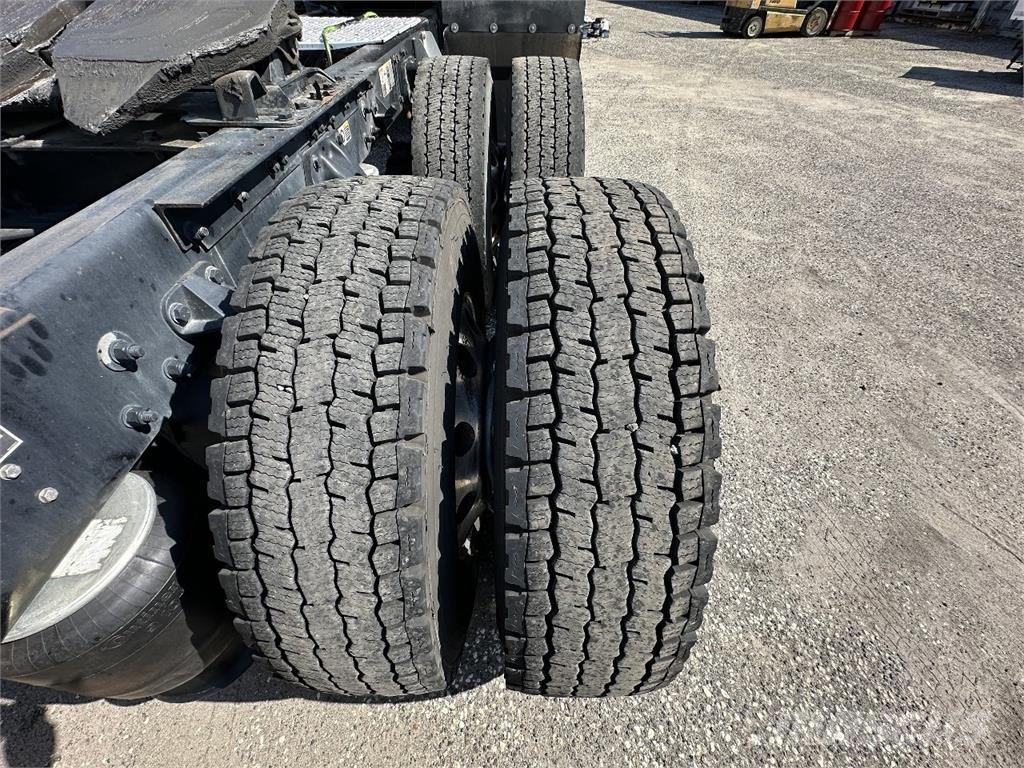 Kenworth T680 Влекачи